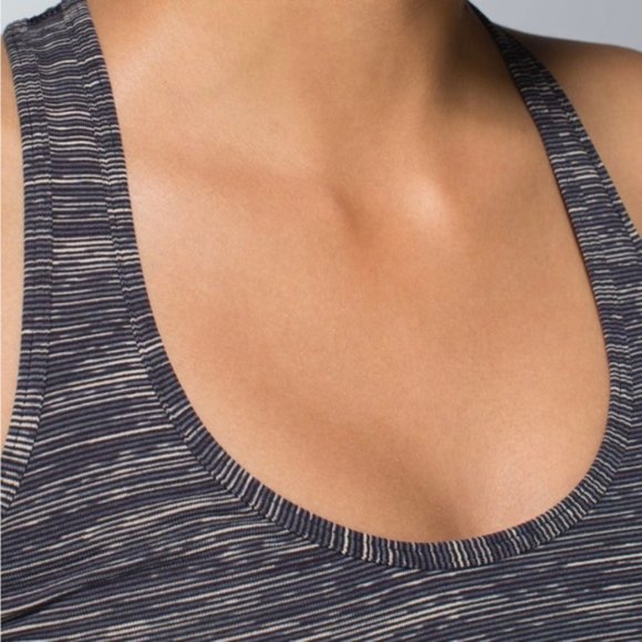 Lululemon Cool Racerback Wee Are From Space Black Cashew - Size 6 Regular - Picture 4 of 13